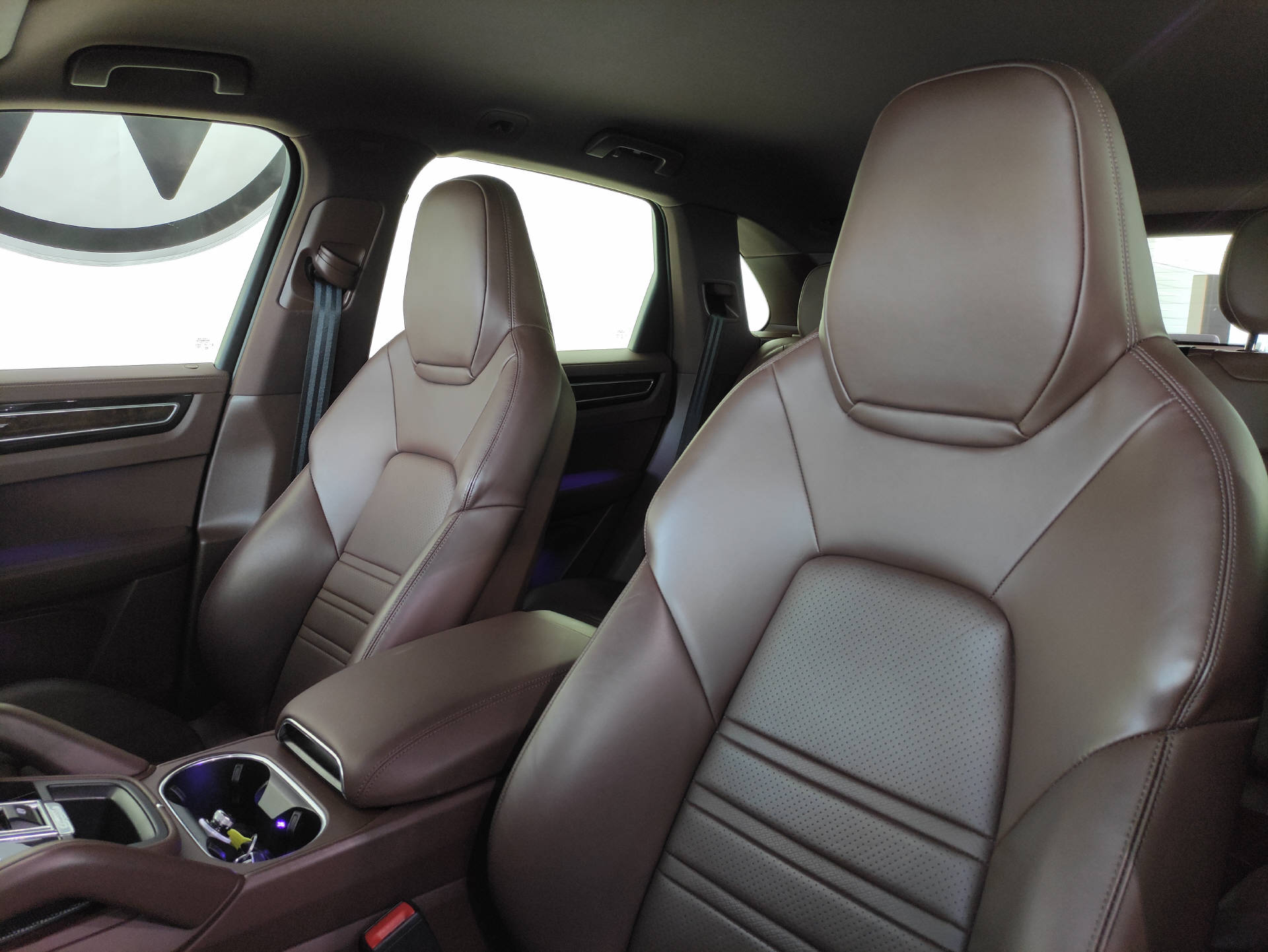 PORSCHE Cayenne 3.0 V6-image-6