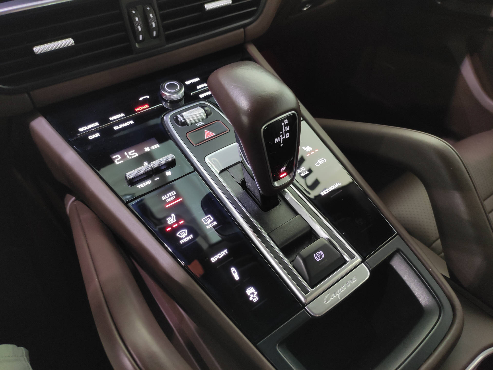 PORSCHE Cayenne 3.0 V6-image-14