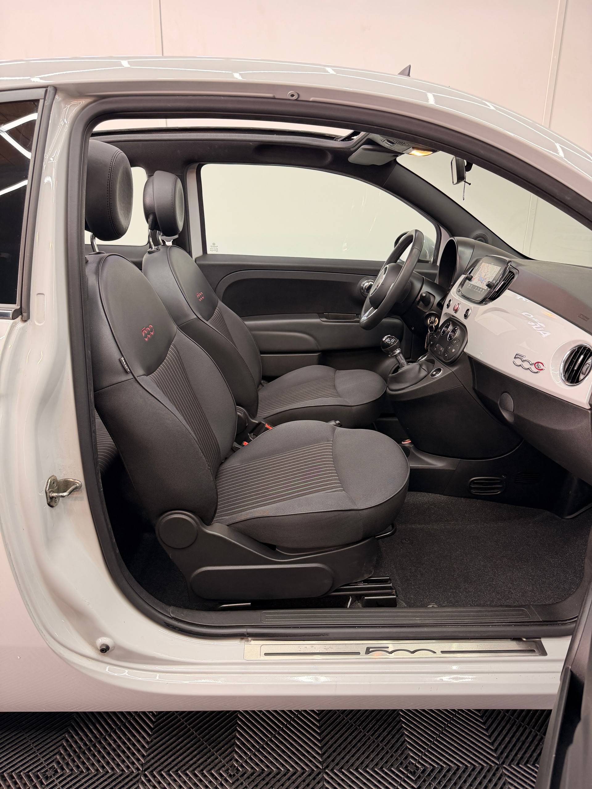 FIAT 500C 0.9 Twinair 120th Anniversary-image-5