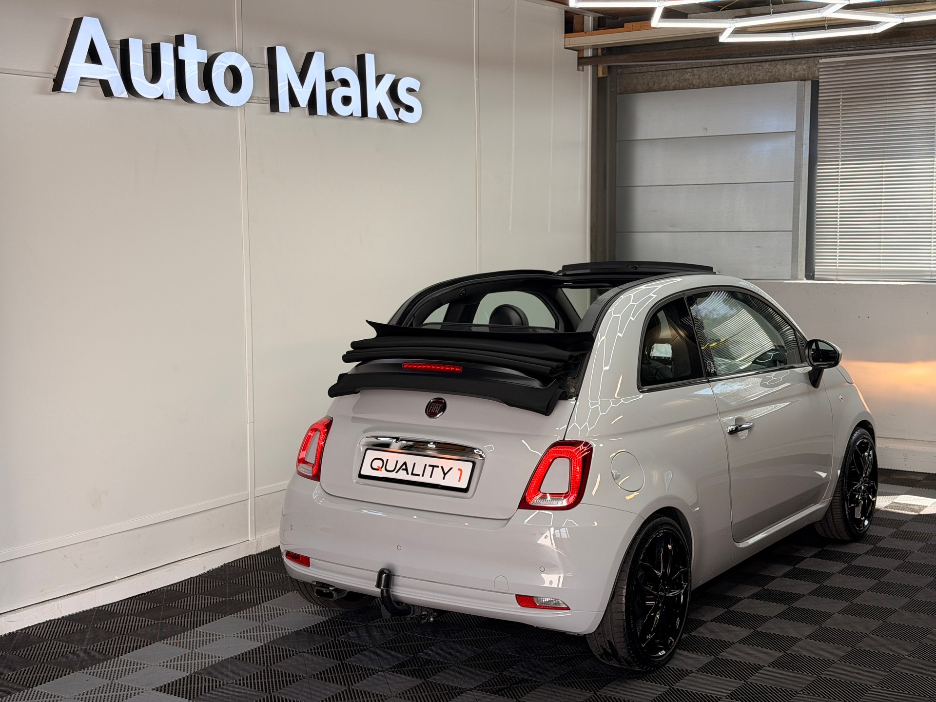 FIAT 500C 0.9 Twinair 120th Anniversary-showroom-element-1