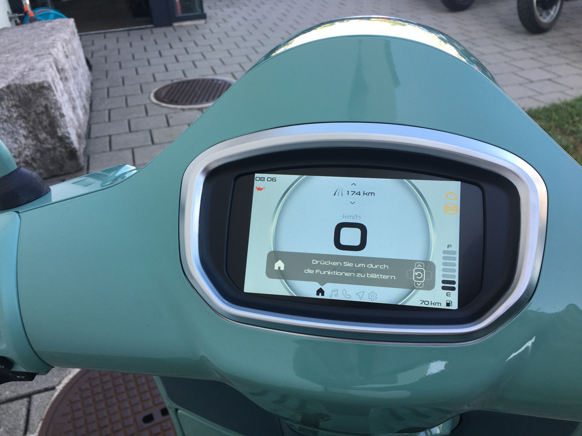 PIAGGIO Vespa GTS 310 80th-image-8
