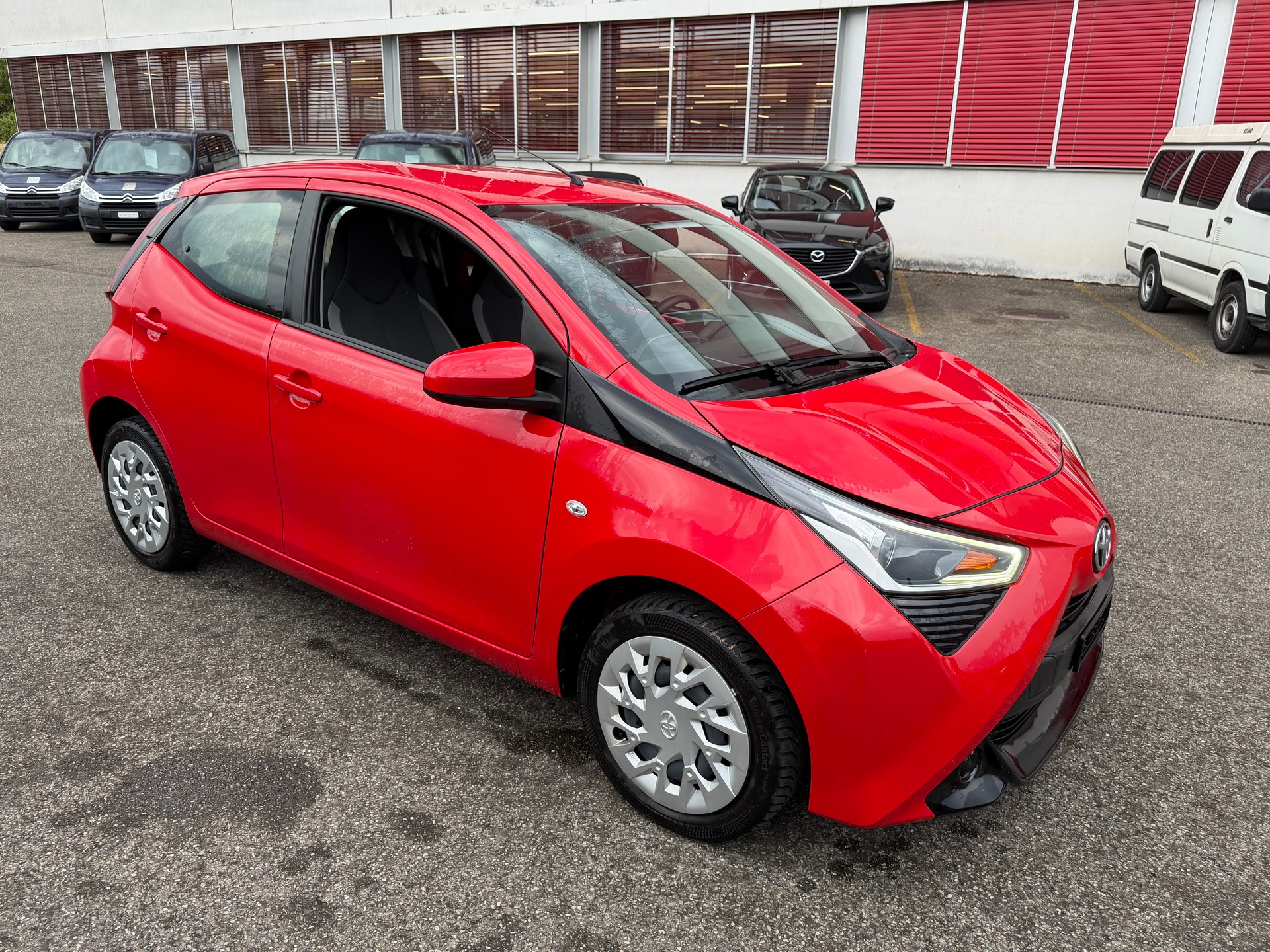 TOYOTA Aygo 1.0 VVT-i x-play