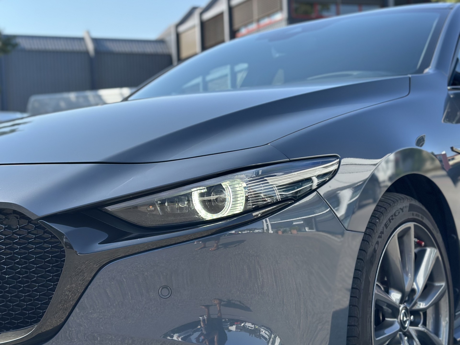 MAZDA 3 Hatchback SKYACTIV-X MHybrid 186 Homura AWD Automat-image-4