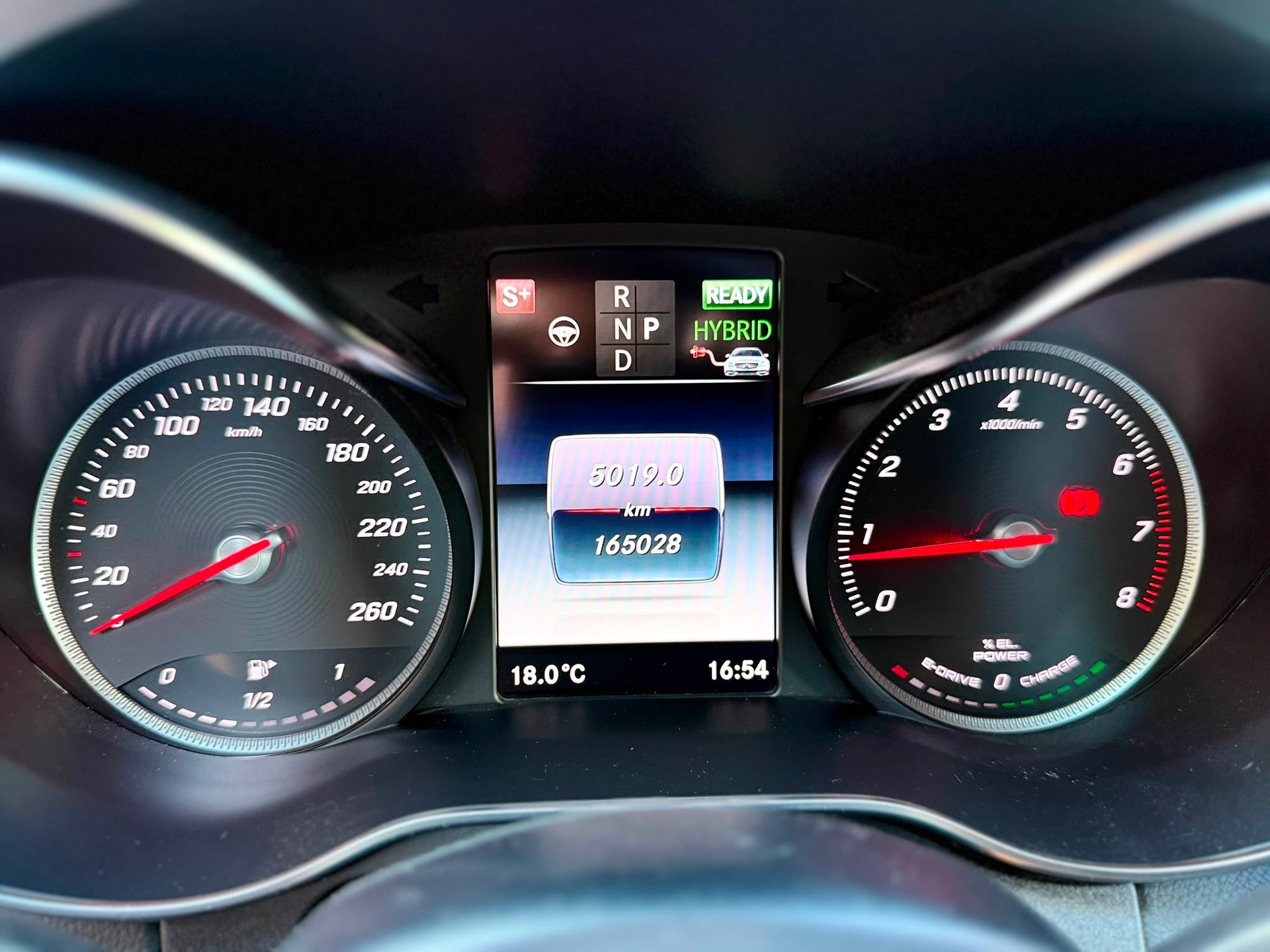 MERCEDES-BENZ C 350 e Avantgarde Kombi-image-20