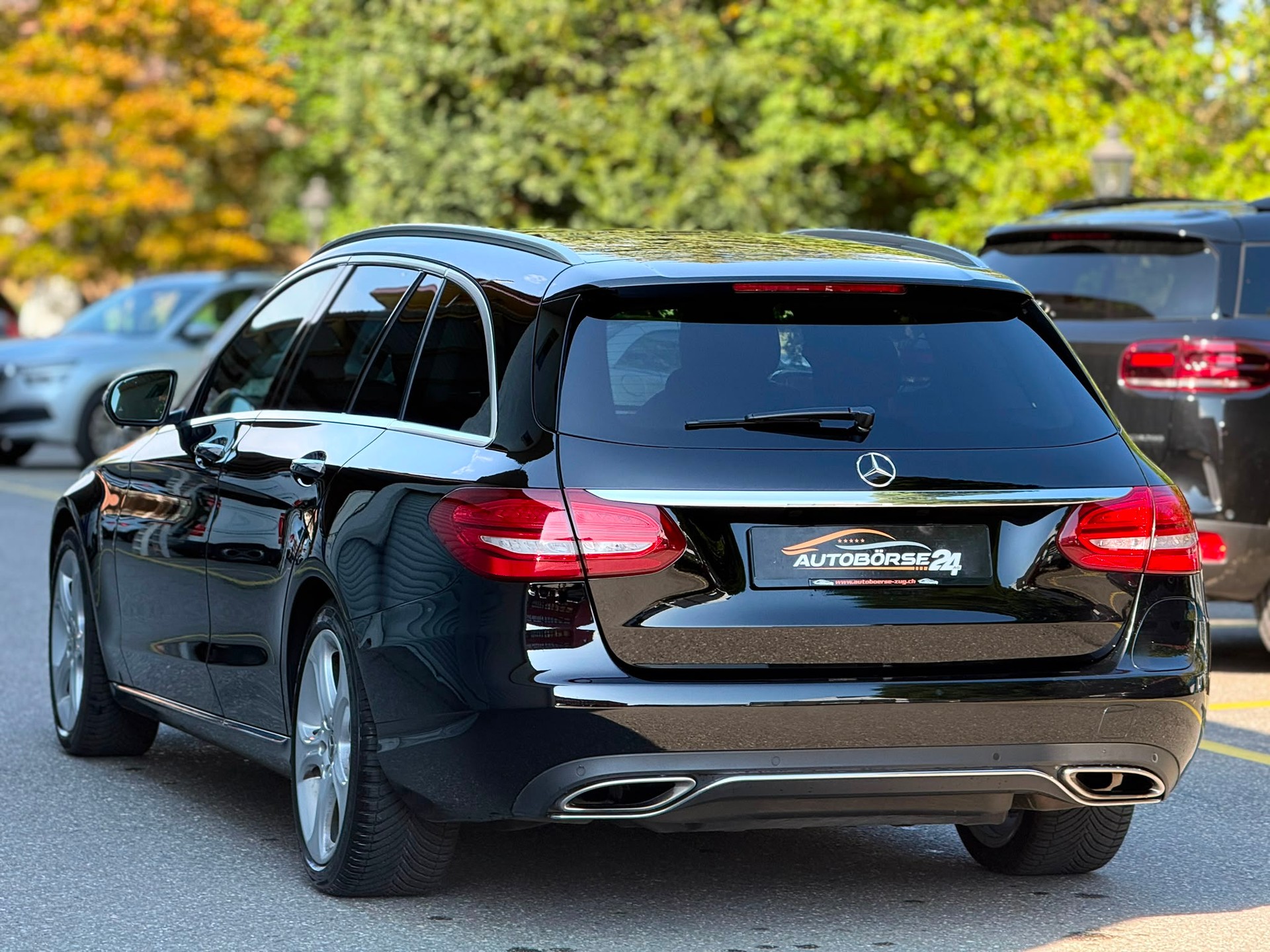MERCEDES-BENZ C 350 e Avantgarde Kombi-image-5