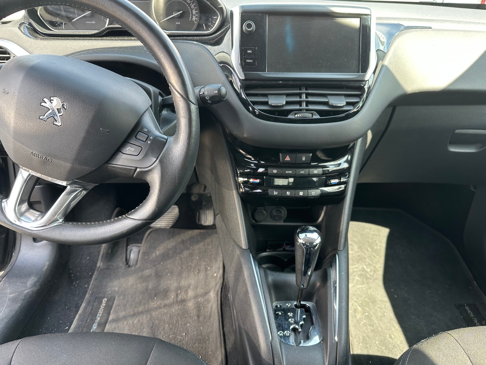 PEUGEOT 208 1.6 VTI Allure Automatik-image-9