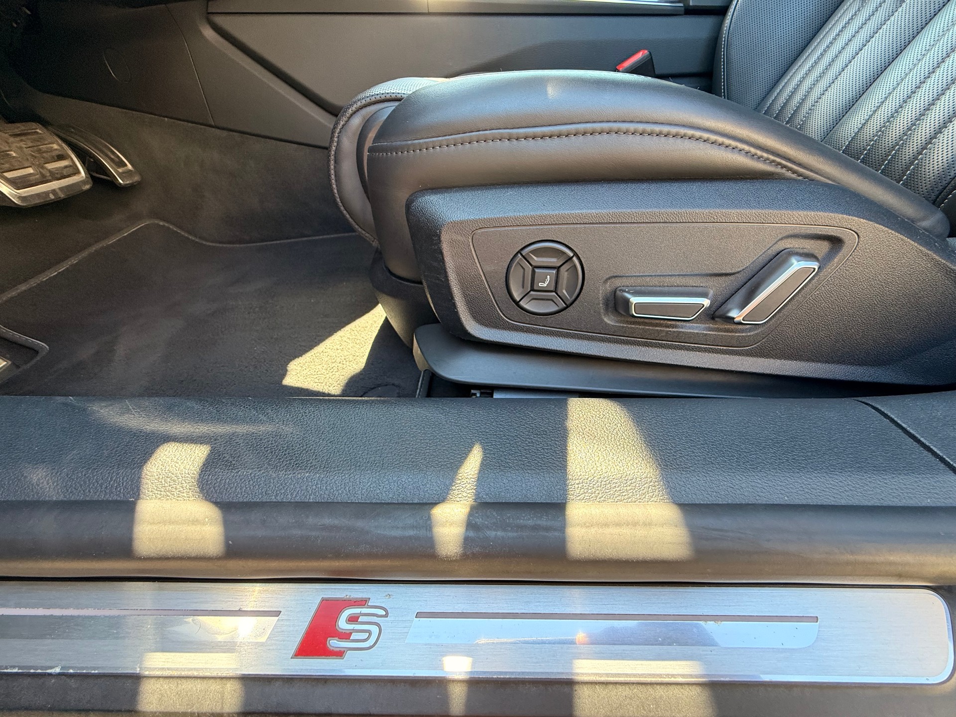 AUDI A7 Sportback 50 TDI quattro S-tronic-image-9