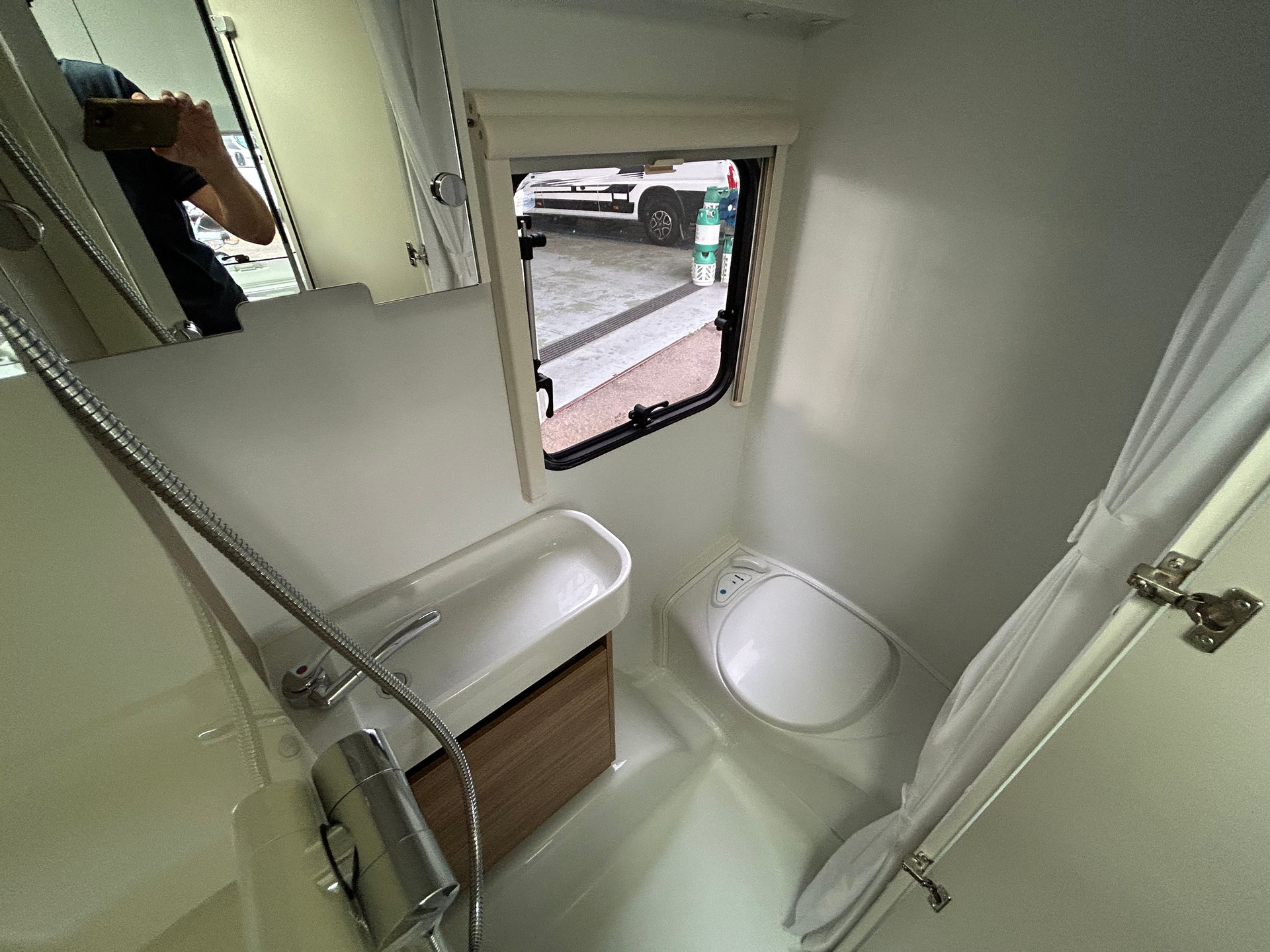 ADRIA Action 391 PD-image-20