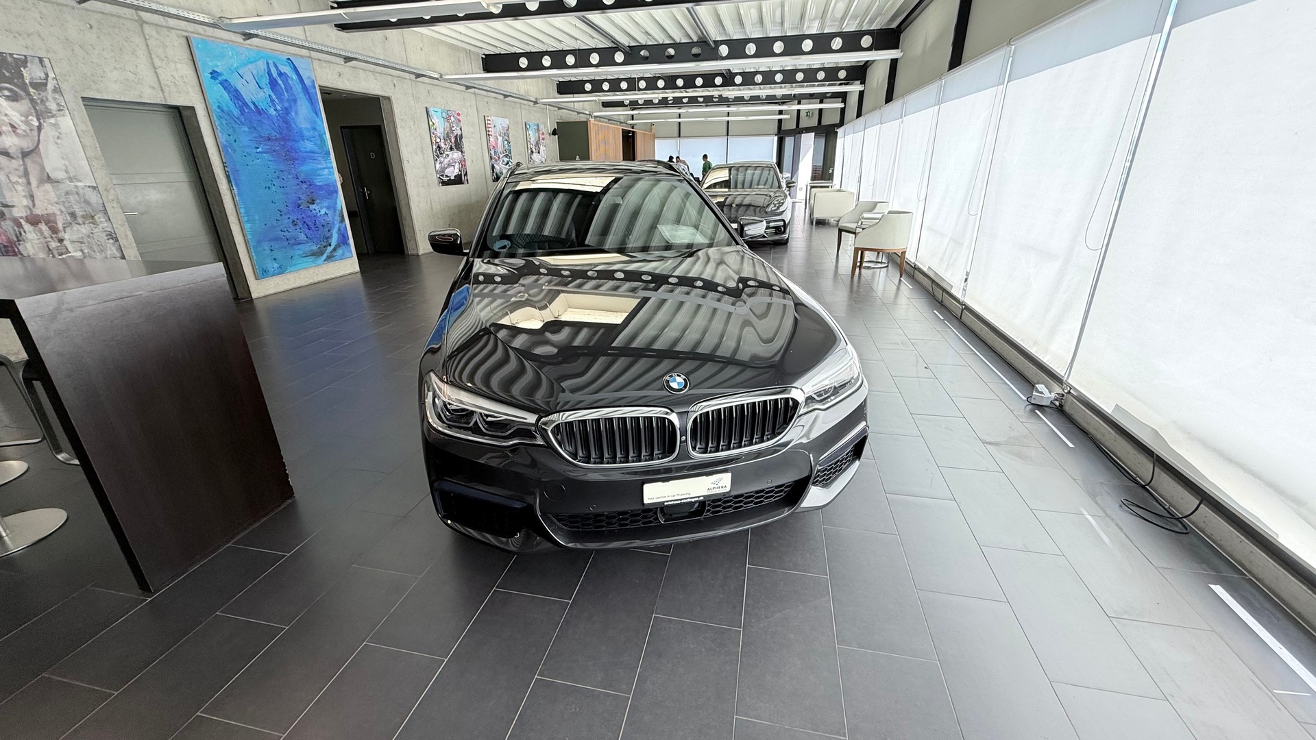 BMW 540d xDrive SAG Touring-showroom-element-3
