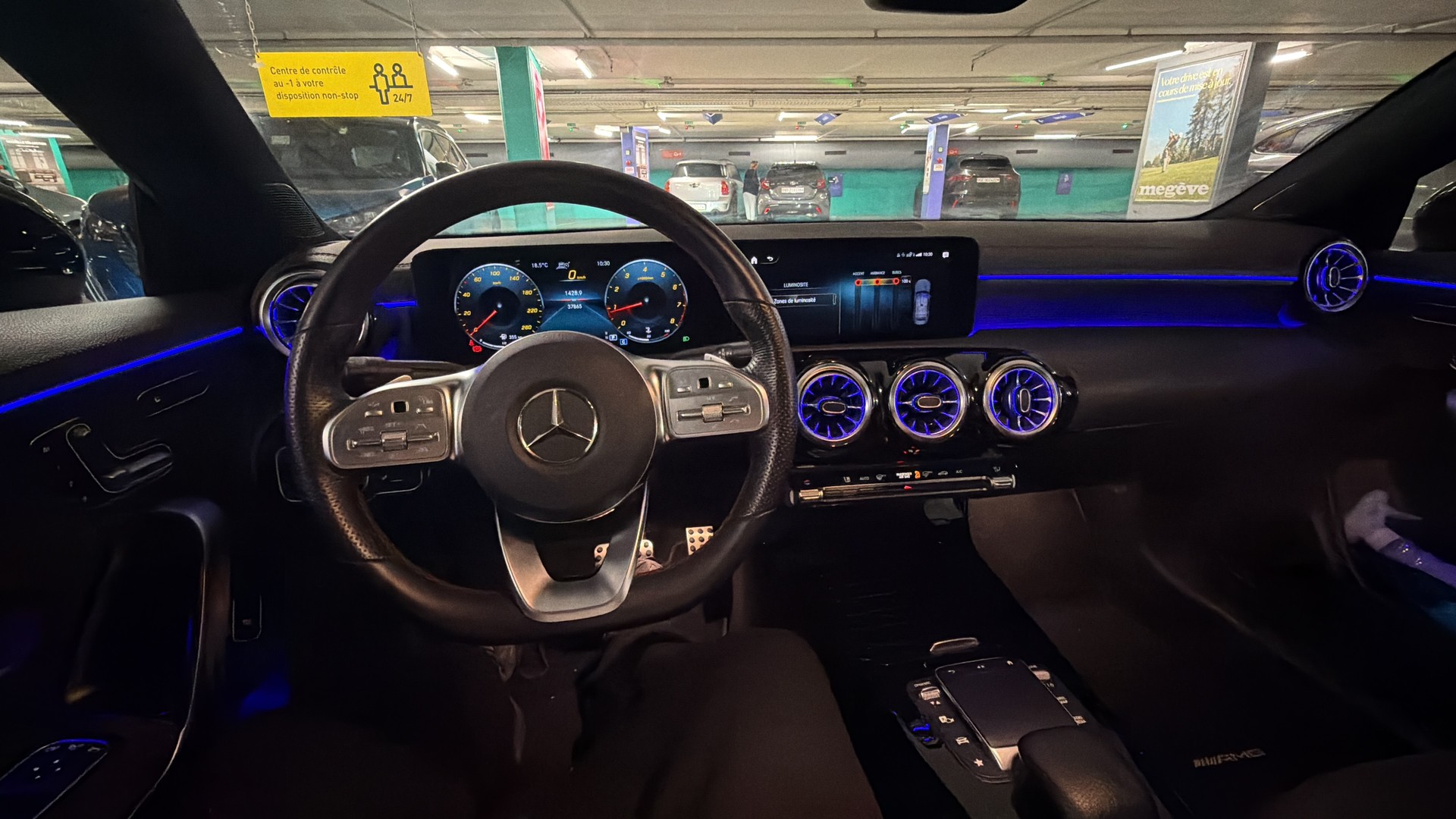 MERCEDES-BENZ CLA 200-image-6