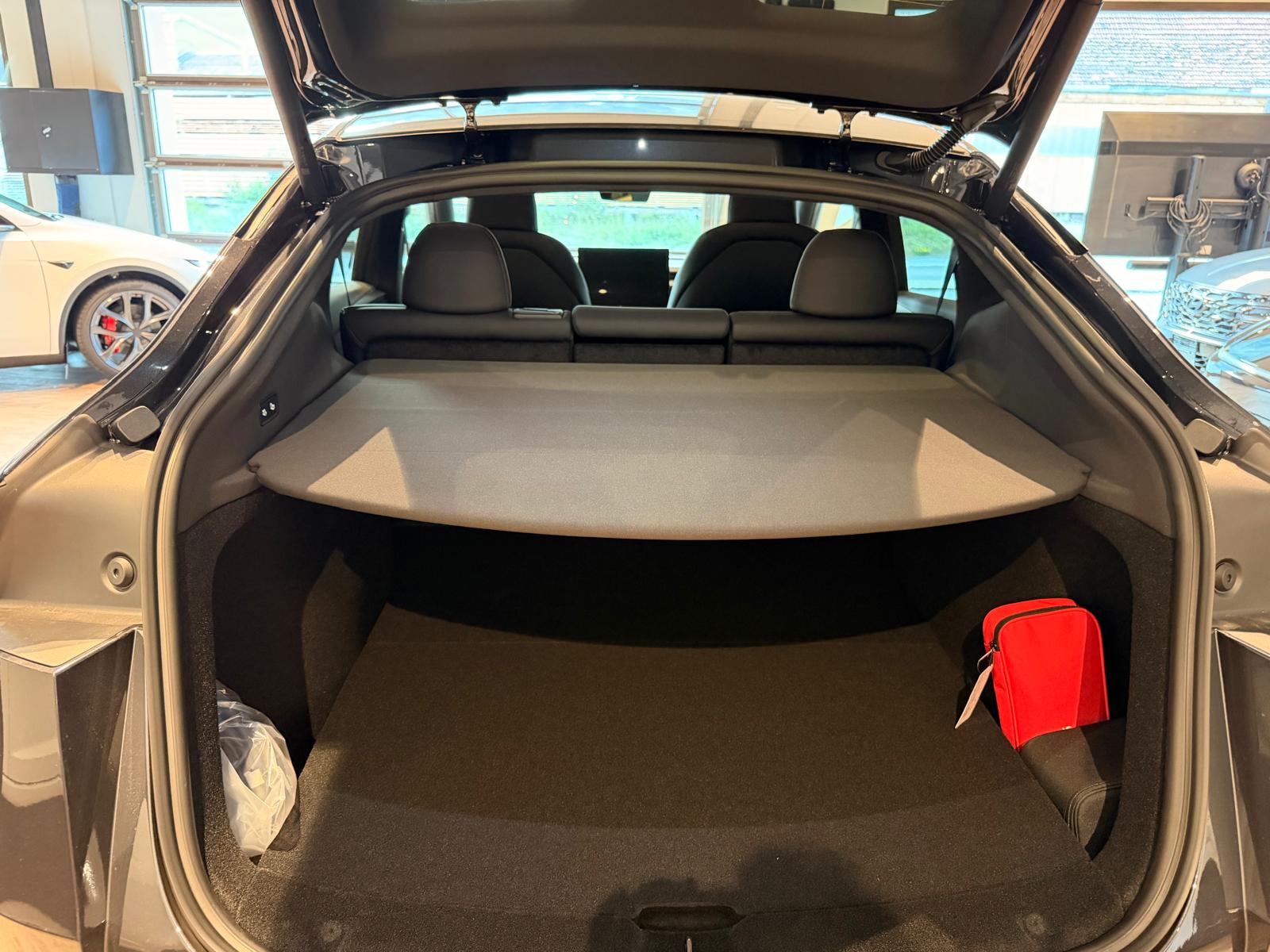TESLA Model Y Long Range Premium AWD🔥8-fach🔥-image-19