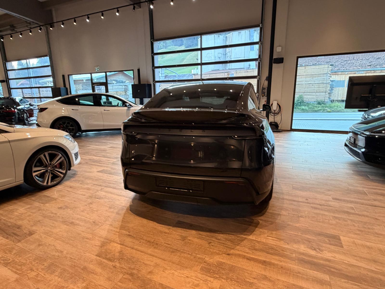 TESLA Model Y Long Range Premium AWD🔥8-fach🔥-image-10