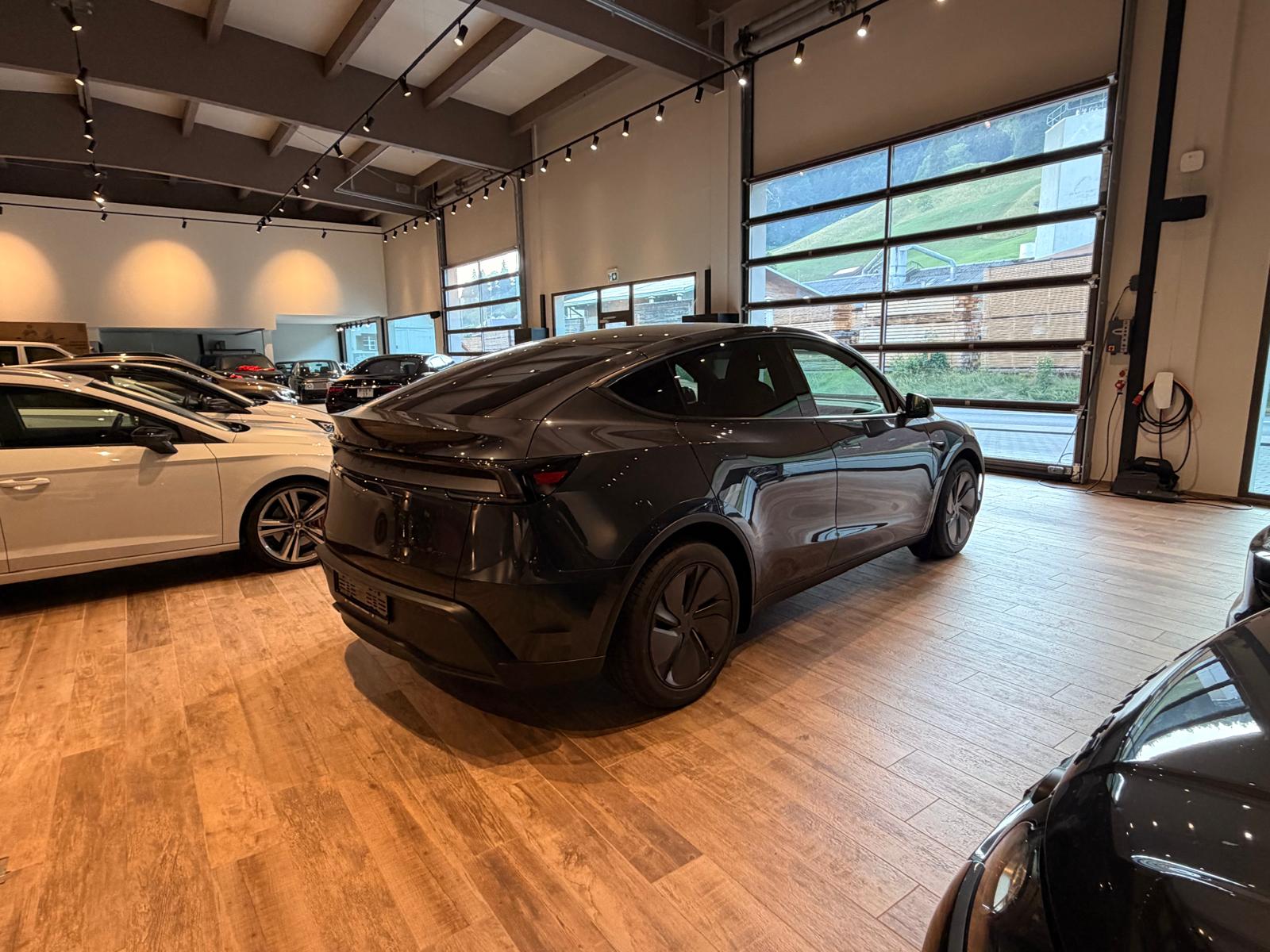 TESLA Model Y Long Range Premium AWD🔥8-fach🔥-image-16