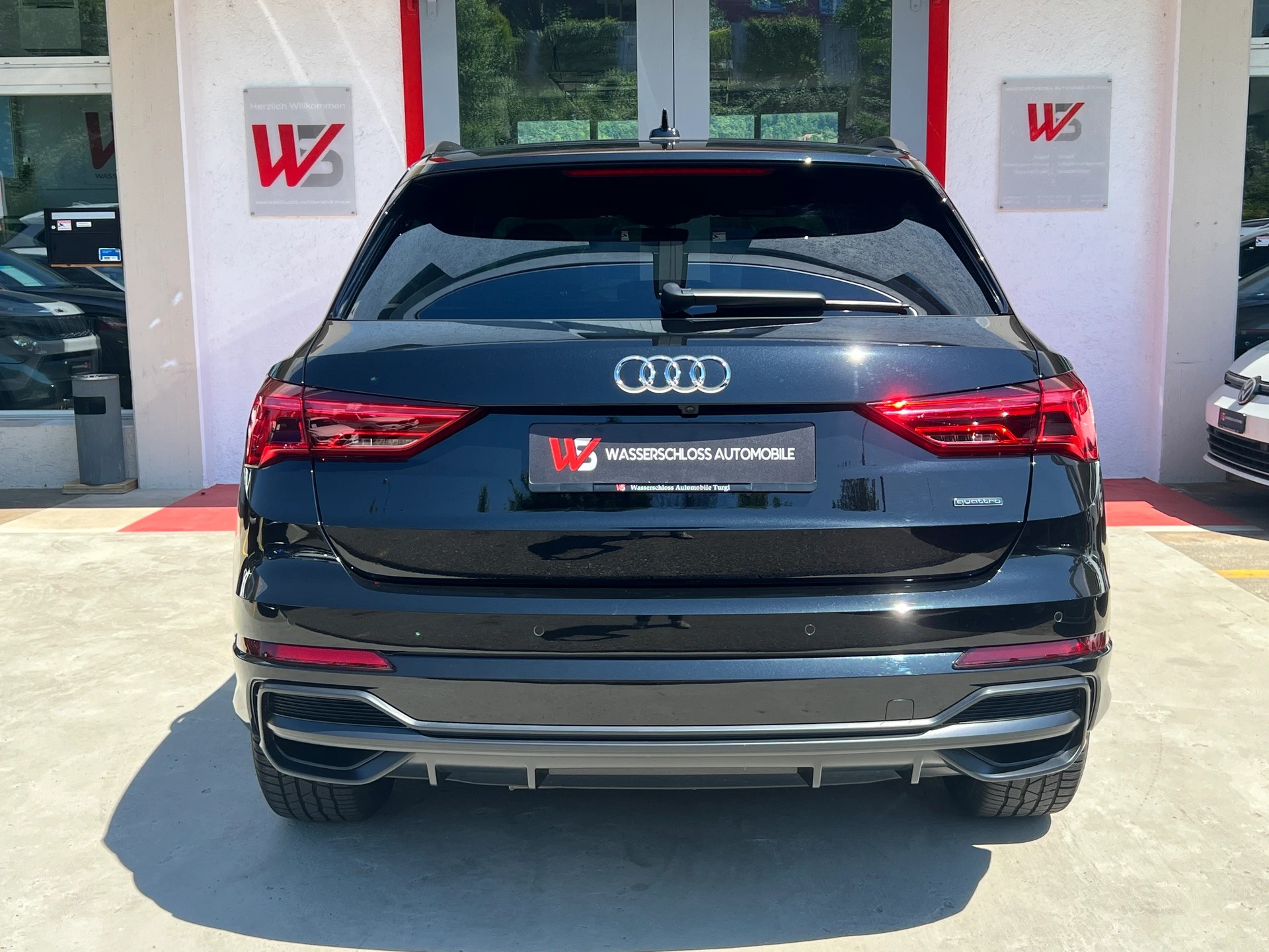 AUDI Q3 S line quattro S-tronic 2.0TDI 190PS-image-13