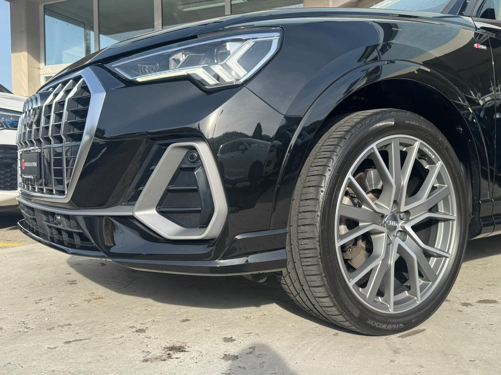AUDI Q3 S line quattro S-tronic 2.0TDI 190PS-image-5
