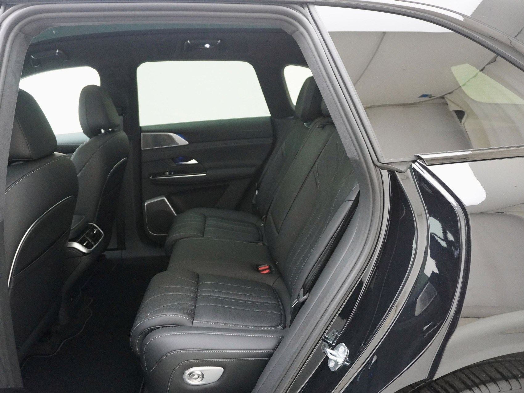 XPENG G9 Performance AWD-image-14