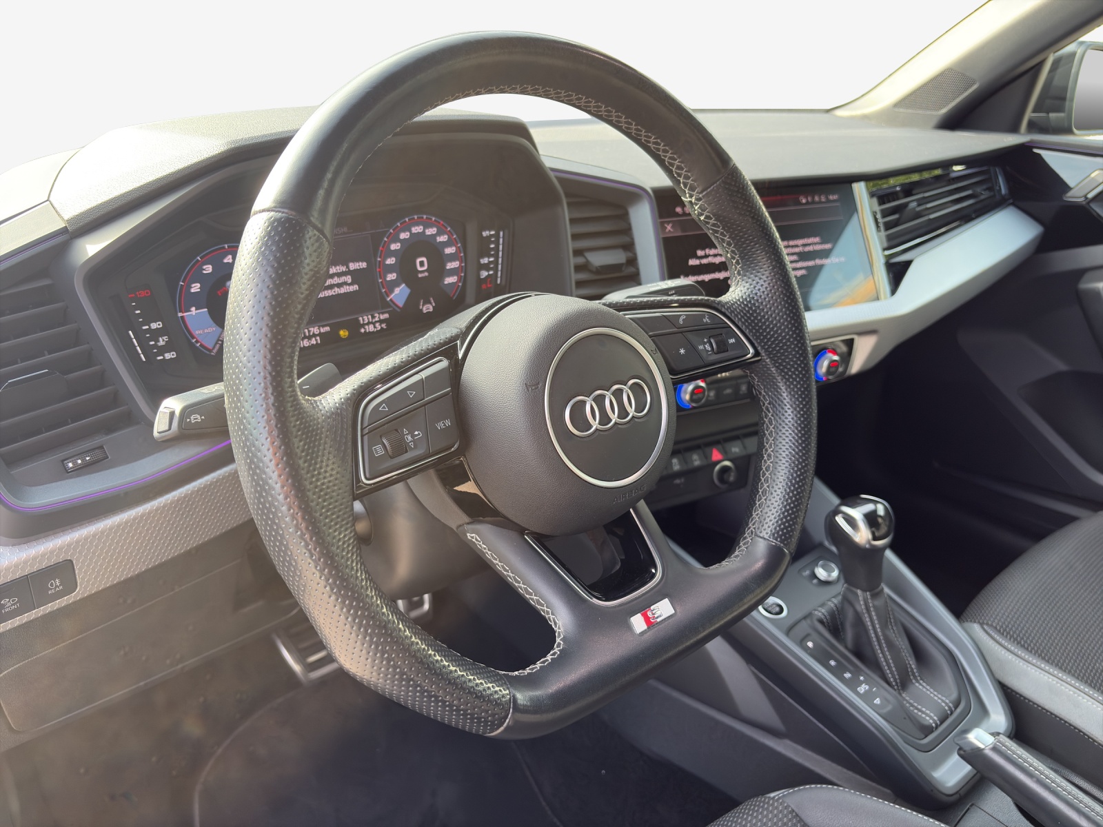 AUDI A1 Sportback 30 TFSI advanced Attraction S-tronic-image-9