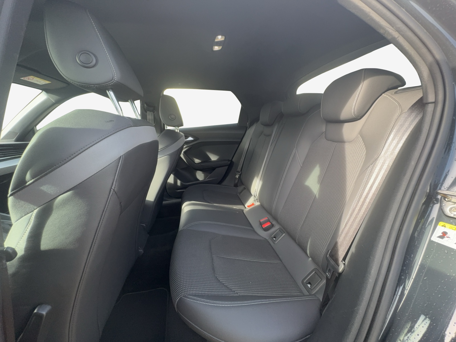 AUDI A1 Sportback 30 TFSI advanced Attraction S-tronic-image-11
