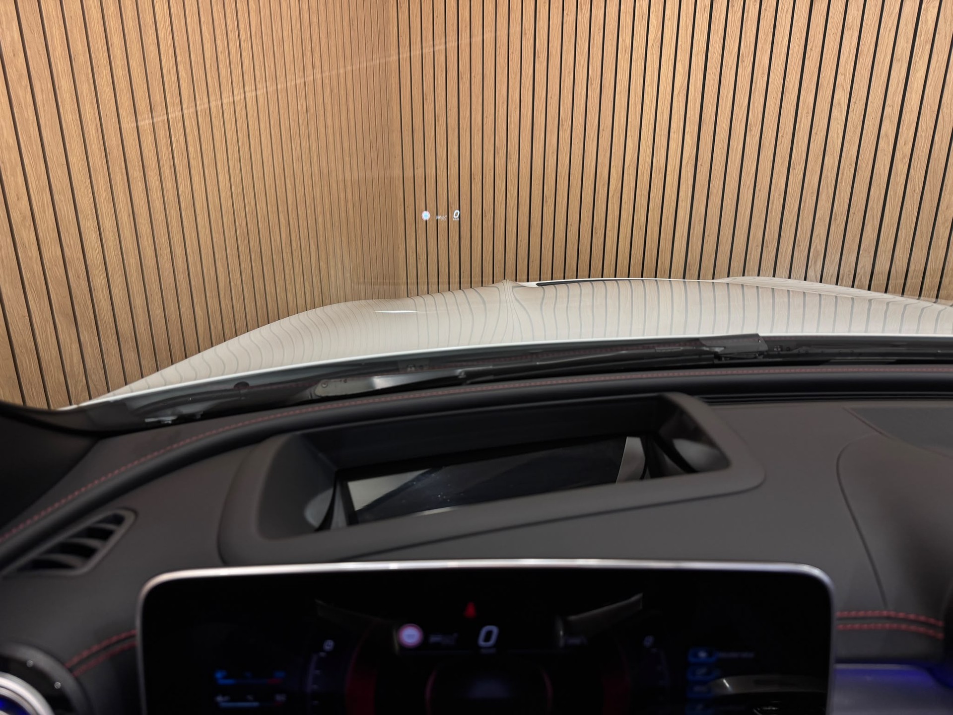 MERCEDES-BENZ CLE AMG 53 Cabrio 4Matic+ 9G-Tronic-image-21