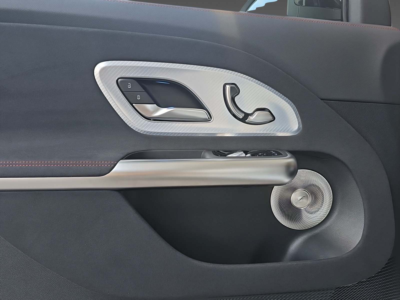 MERCEDES-BENZ GLB 350 4Matic elektrisch-image-9