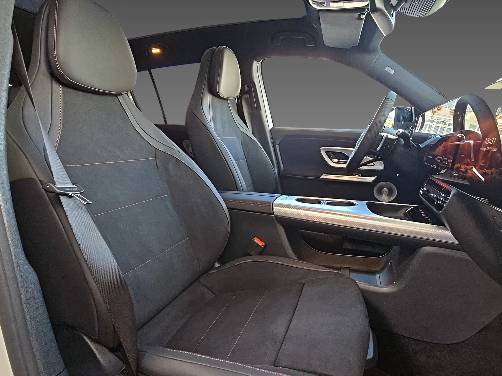 MERCEDES-BENZ GLB 350 4Matic elektrisch-image-11
