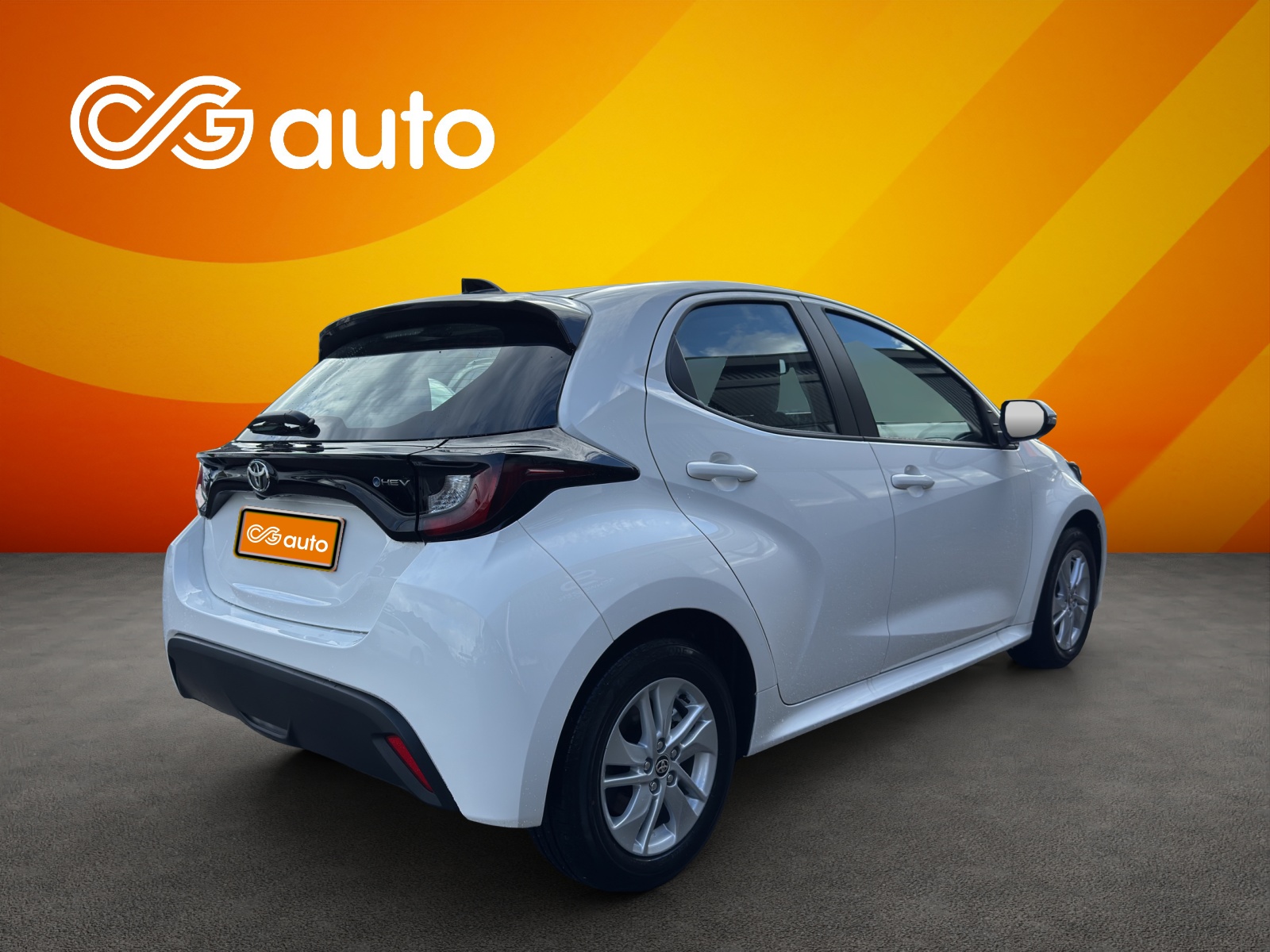 TOYOTA Yaris 1.5 Comfort e-CVT-image-6