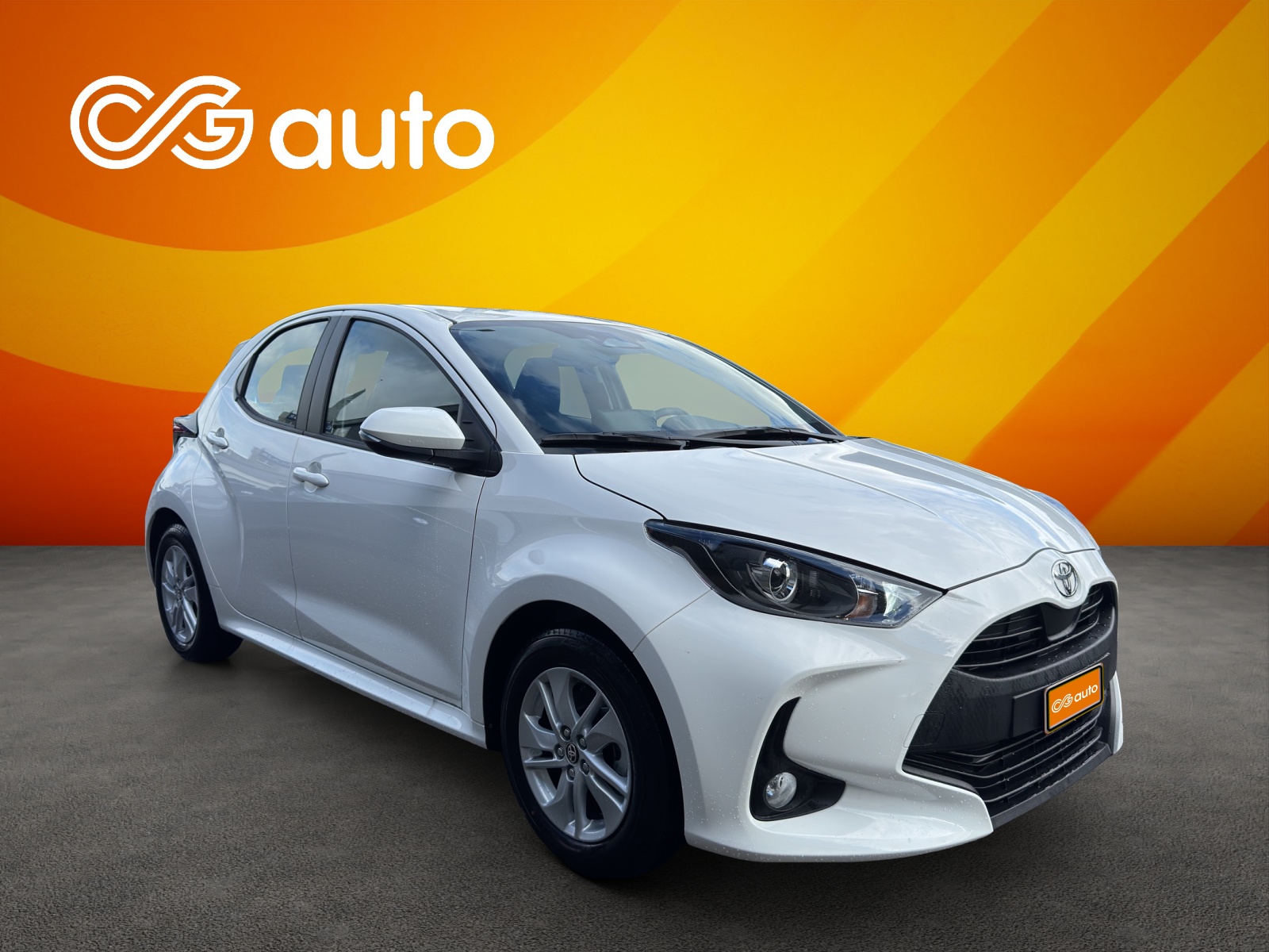 TOYOTA Yaris 1.5 Comfort e-CVT-showroom-element-1