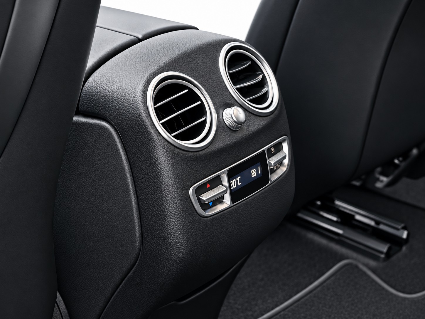 MERCEDES-BENZ GLC 63 S AMG 4m+ Coupé * Schalensitze * CH FZ *-image-14