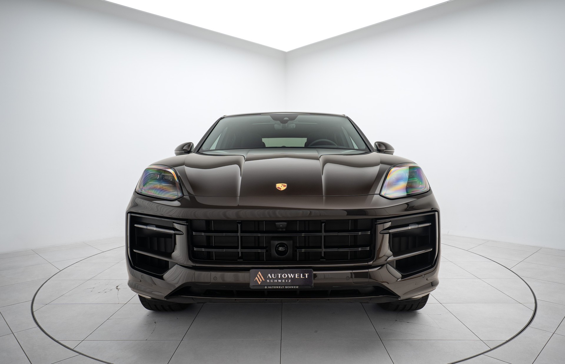 PORSCHE Cayenne S Coupé E-Hybrid / PTS Farbe-showroom-element-3