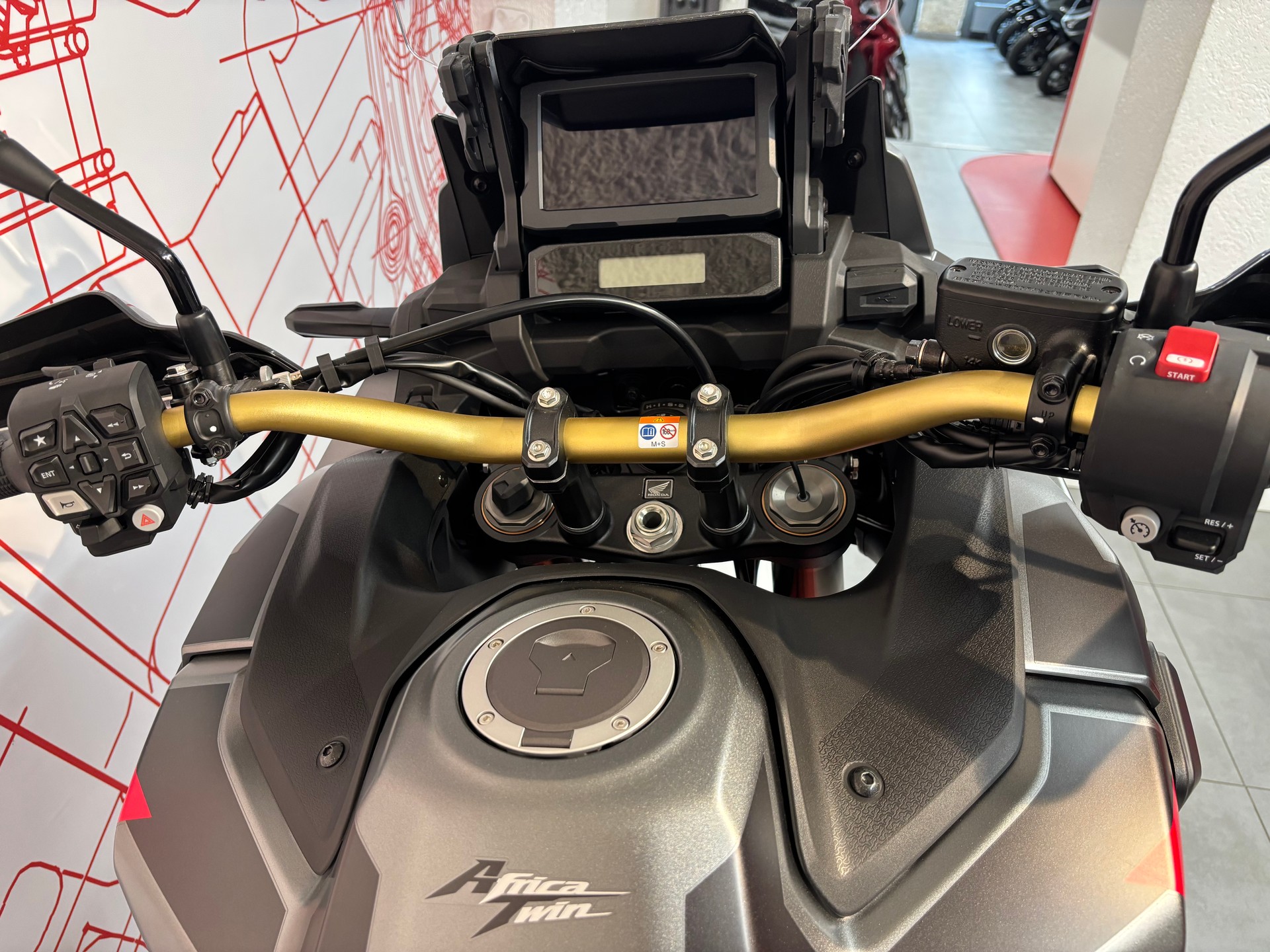 HONDA CRF 1100 Africa Twin Adventure Sports-image-8