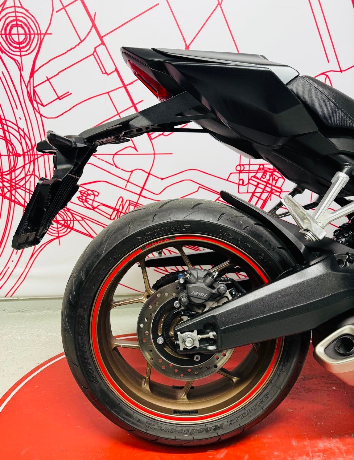 HONDA CBR 650 R E-Clutch-image-9