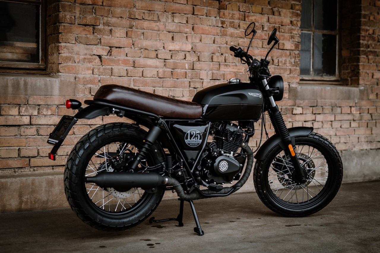 BRIXTON 125 ABS Black Edition - GRATIS LIEFERUNG-image-2