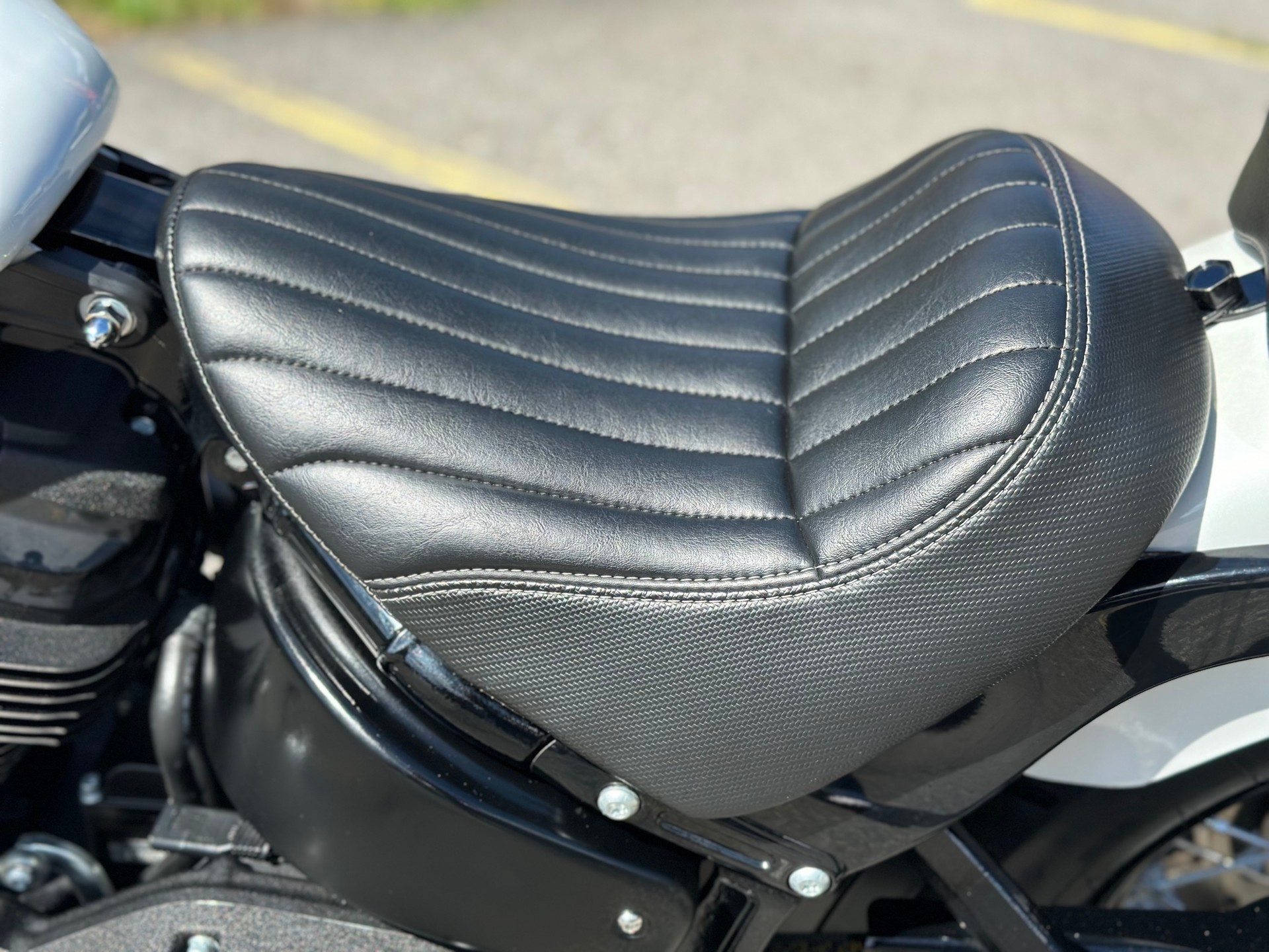 HARLEY-DAVIDSON FXBBS Street Bob 114-image-11