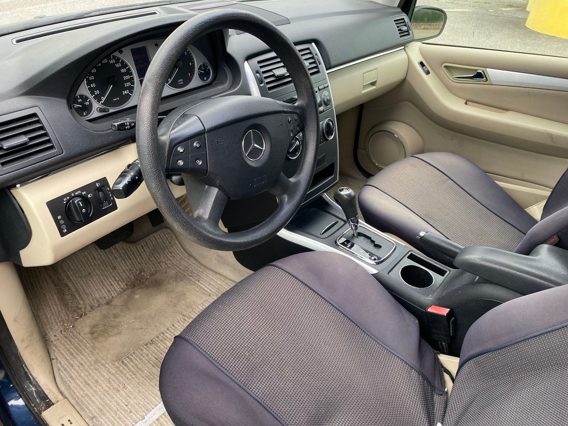 MERCEDES-BENZ B 170-image-4