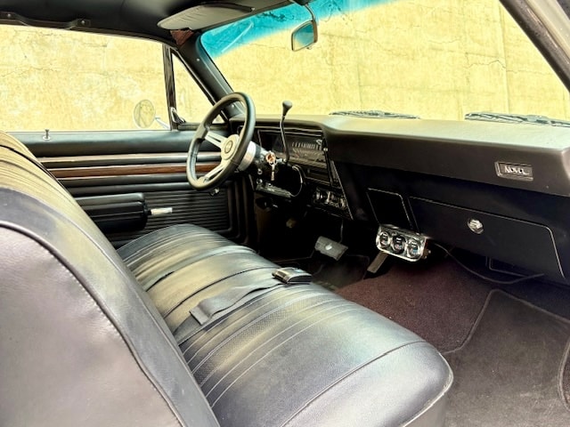 CHEVROLET Nova-image-5