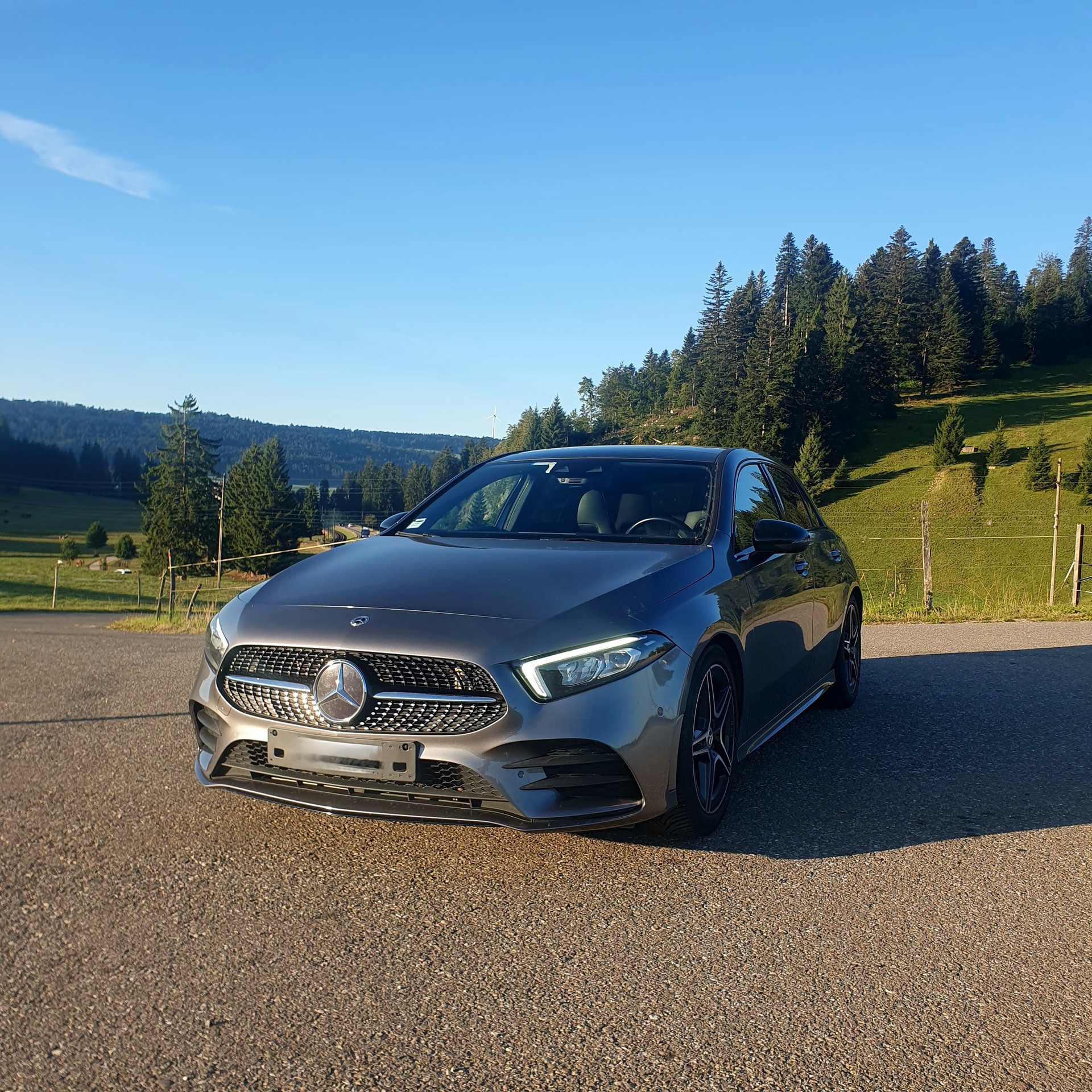MERCEDES-BENZ A 200 AMG Line 7G-DCT
