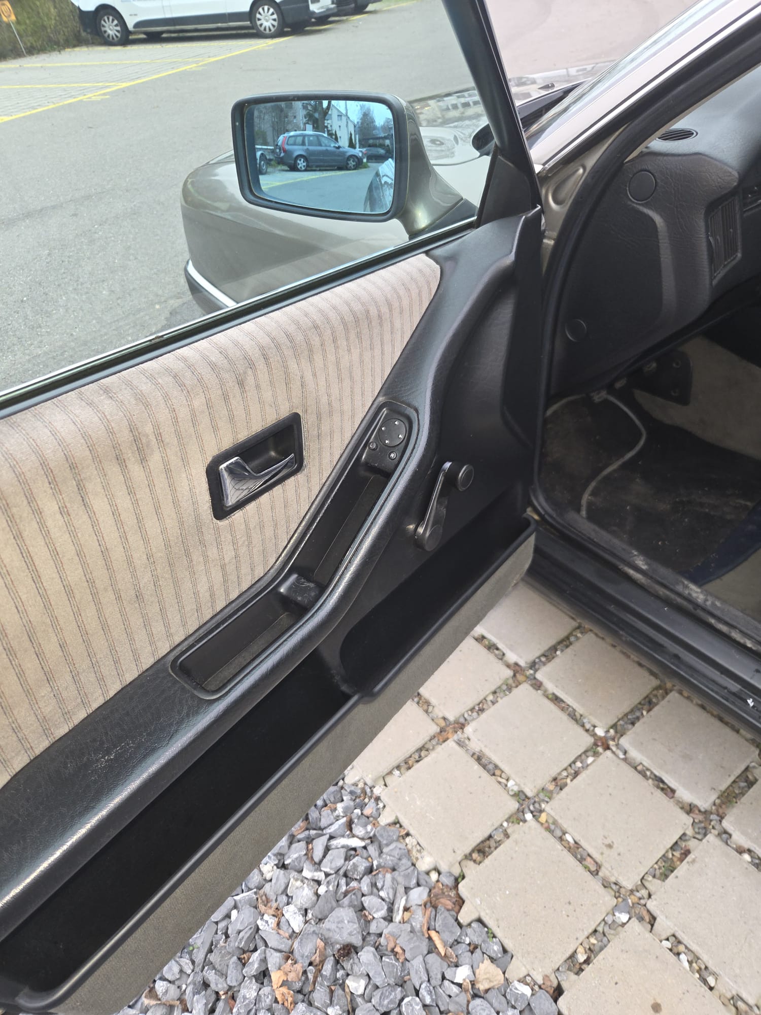 AUDI 90-image-9