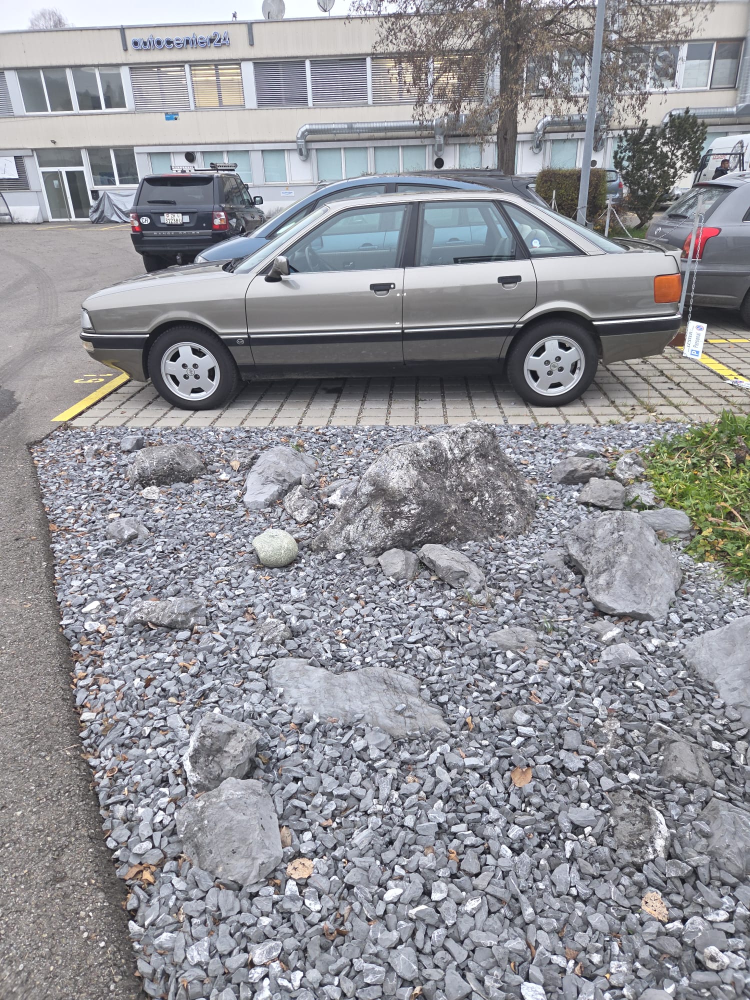 AUDI 90-image-12