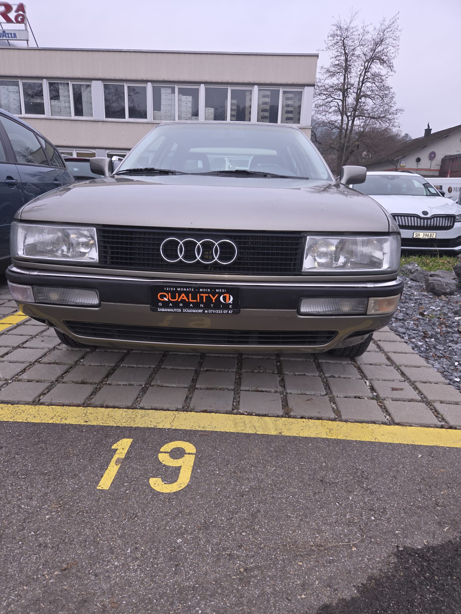 AUDI 90