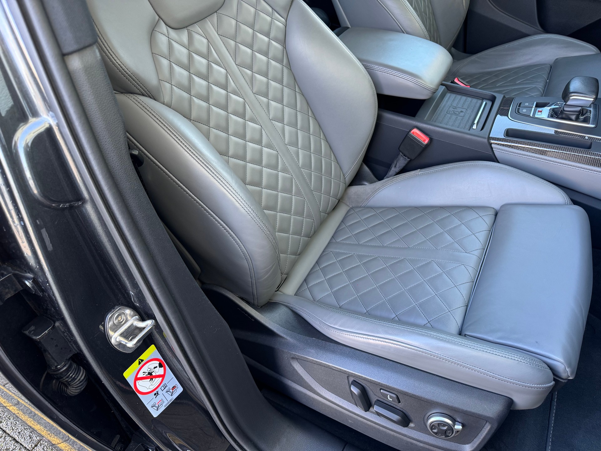 AUDI SQ5 3.0 TFSI quattro S-tronic-image-8