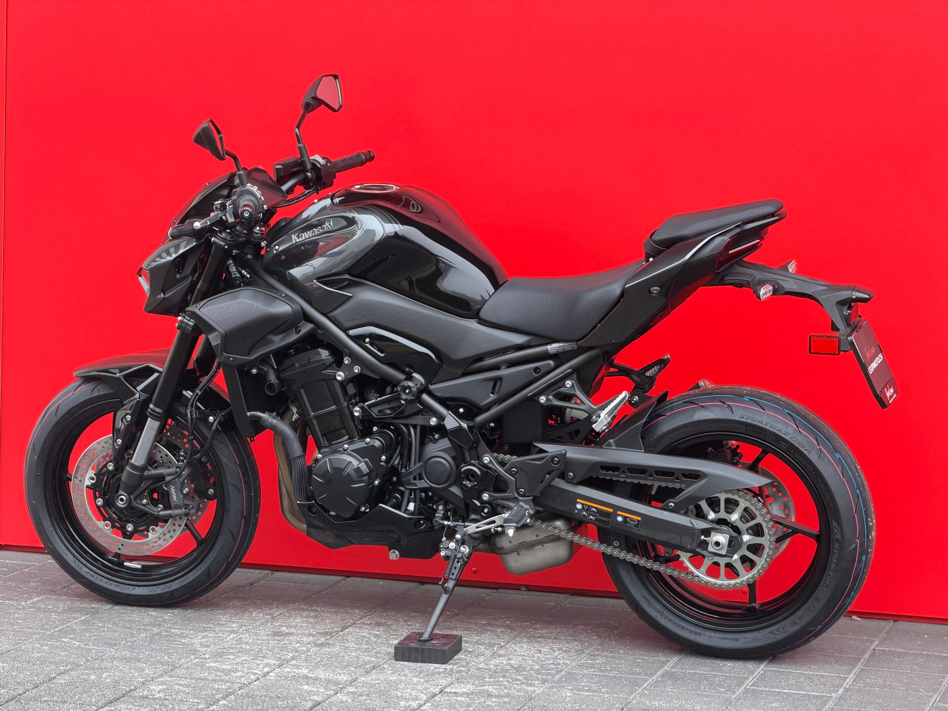 KAWASAKI Z 900 (35kW)-image-11