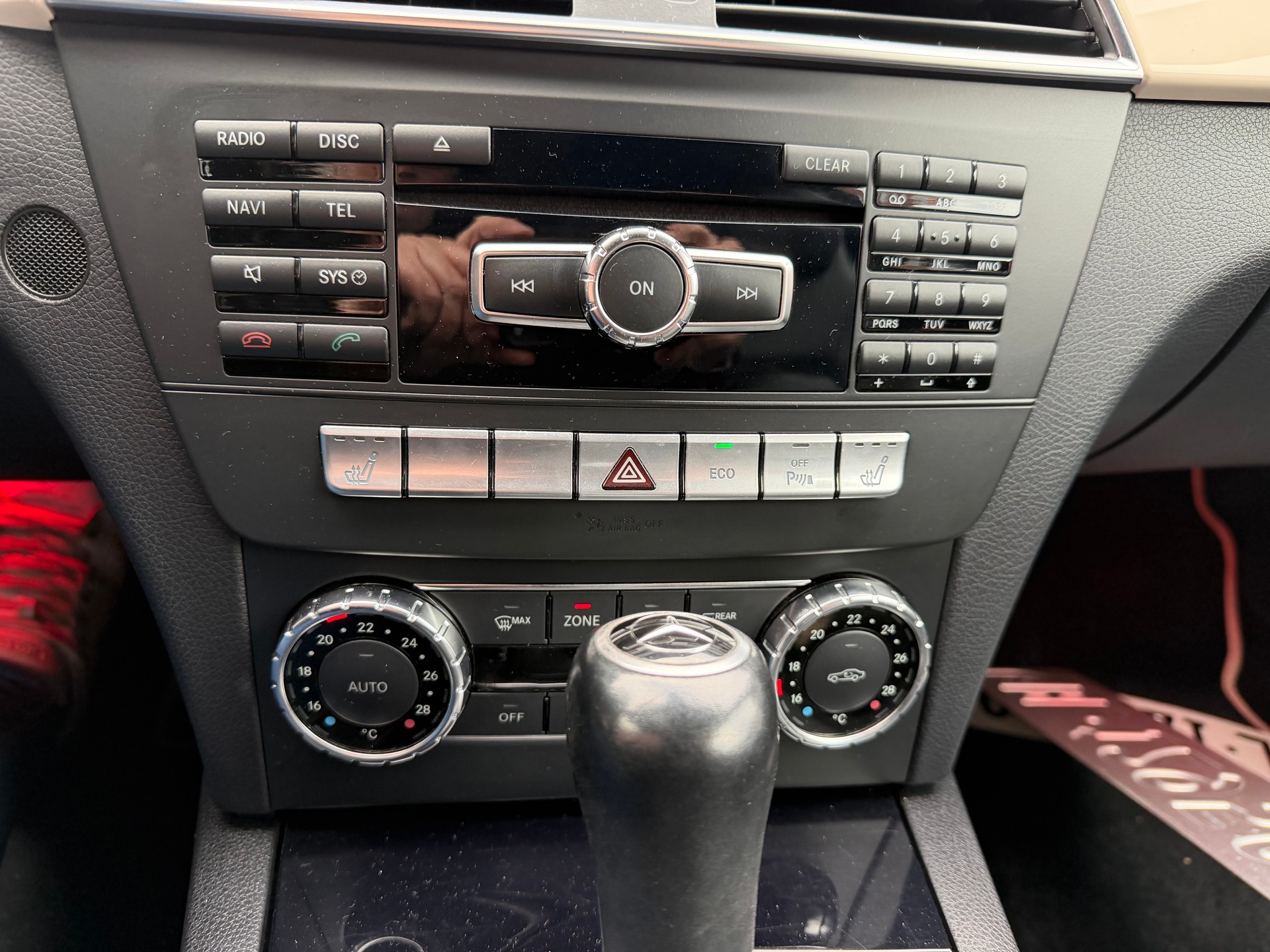 MERCEDES-BENZ C 180 Coupé MyStar 7G-Tronic-image-15
