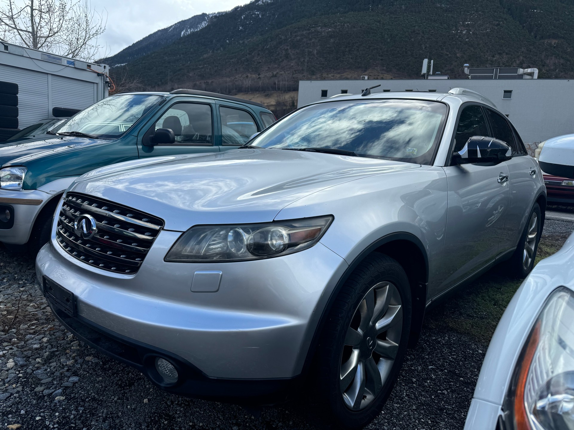 INFINITI FX 45-image-2