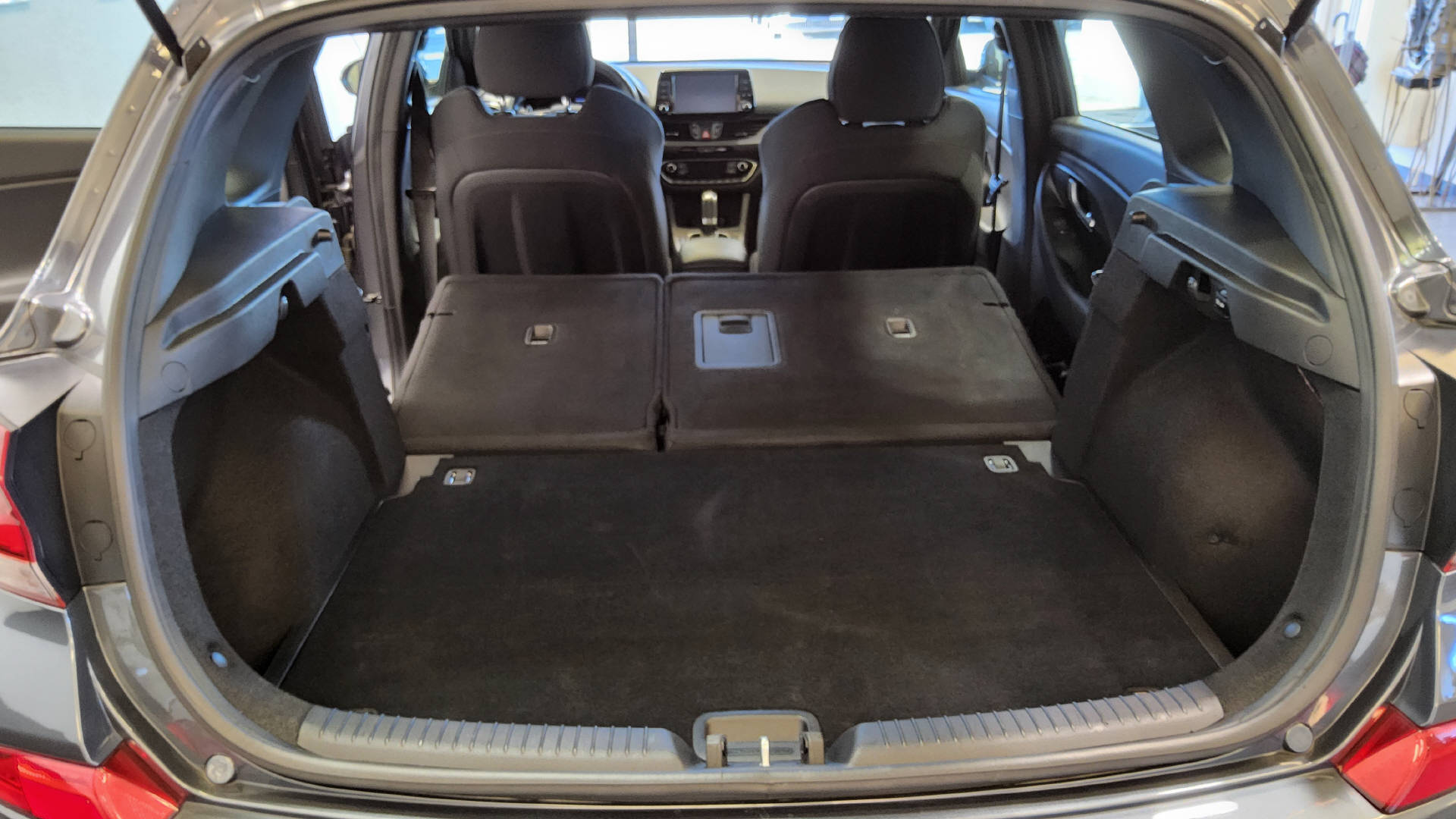 HYUNDAI i30 1.4 T-GDi N-Line-image-11