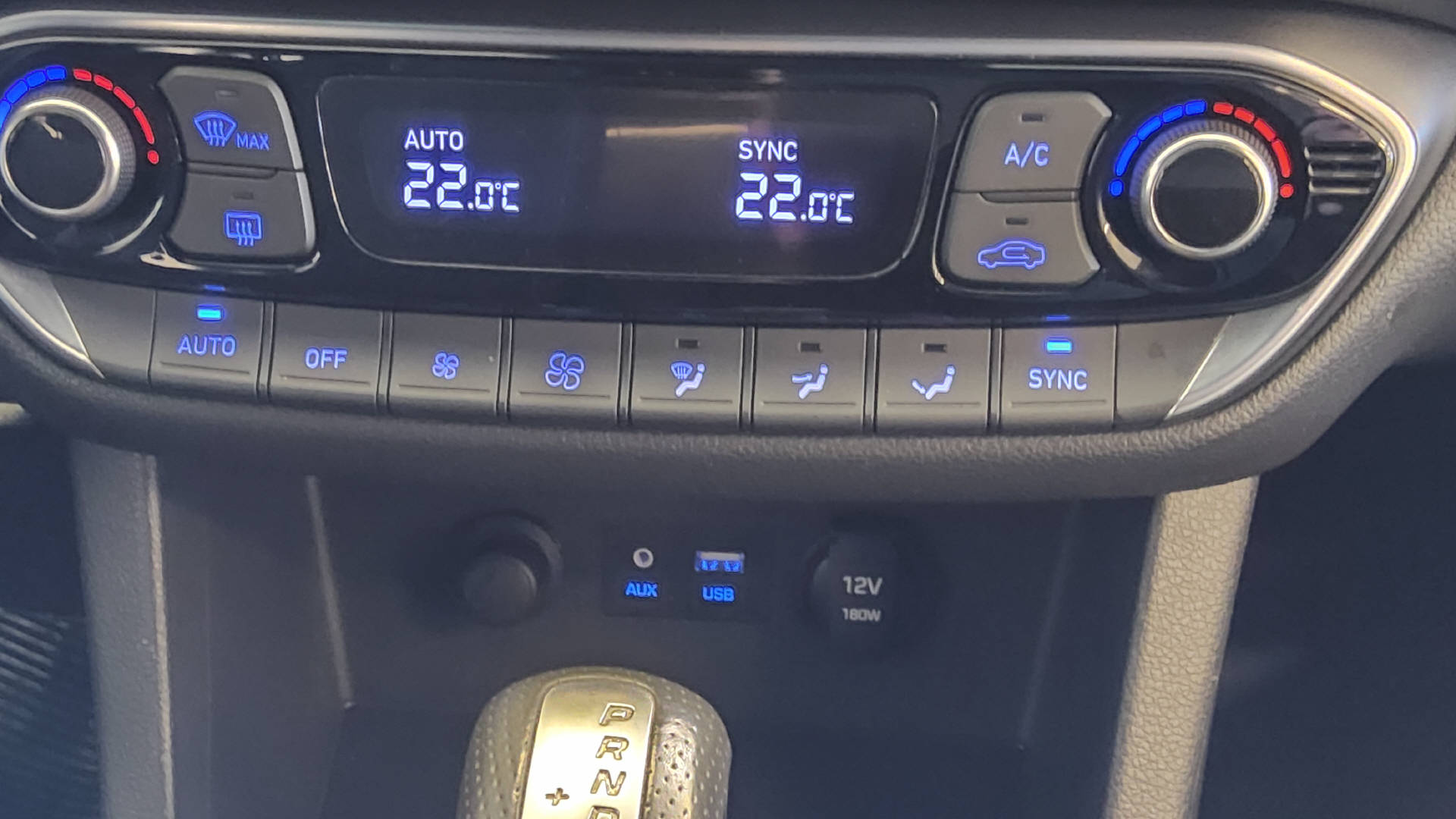 HYUNDAI i30 1.4 T-GDi N-Line-image-20