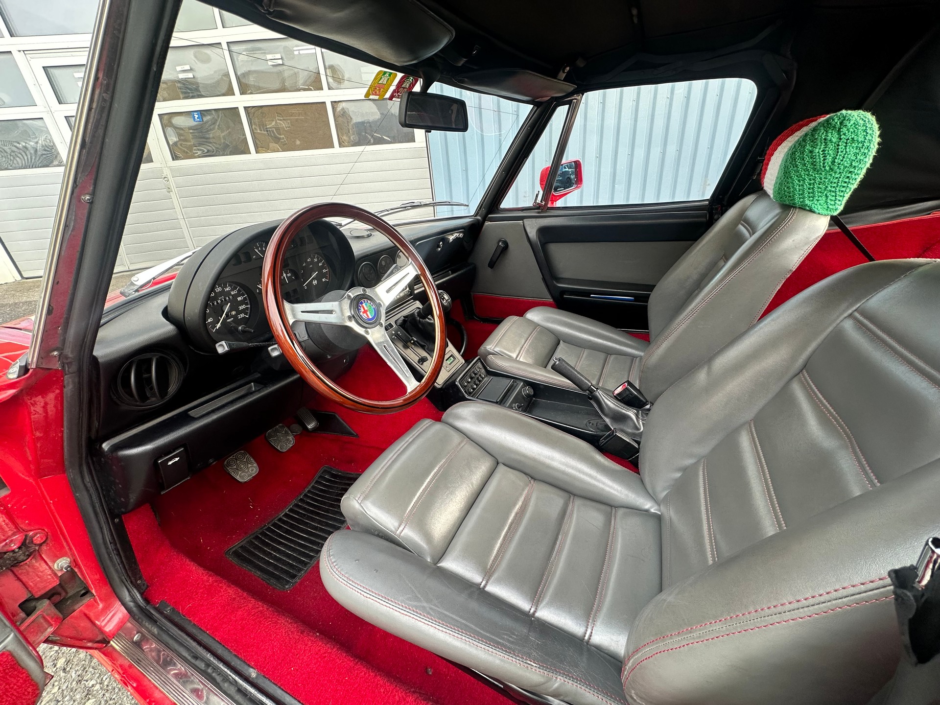 ALFA ROMEO Spider 2.0-image-8