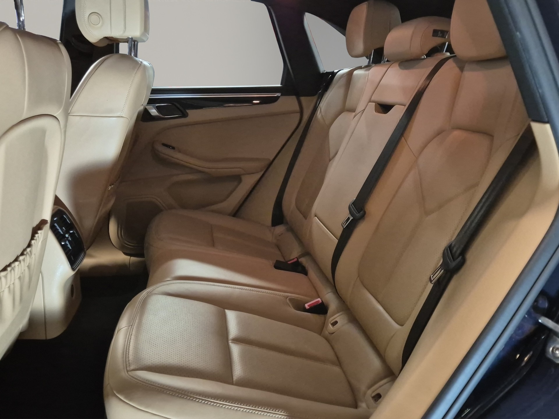 PORSCHE Macan S PDK - FULL SUIVI PORSCHE - 1ER MAIN - LEASING à partir de CHF 375.-/mois-image-12