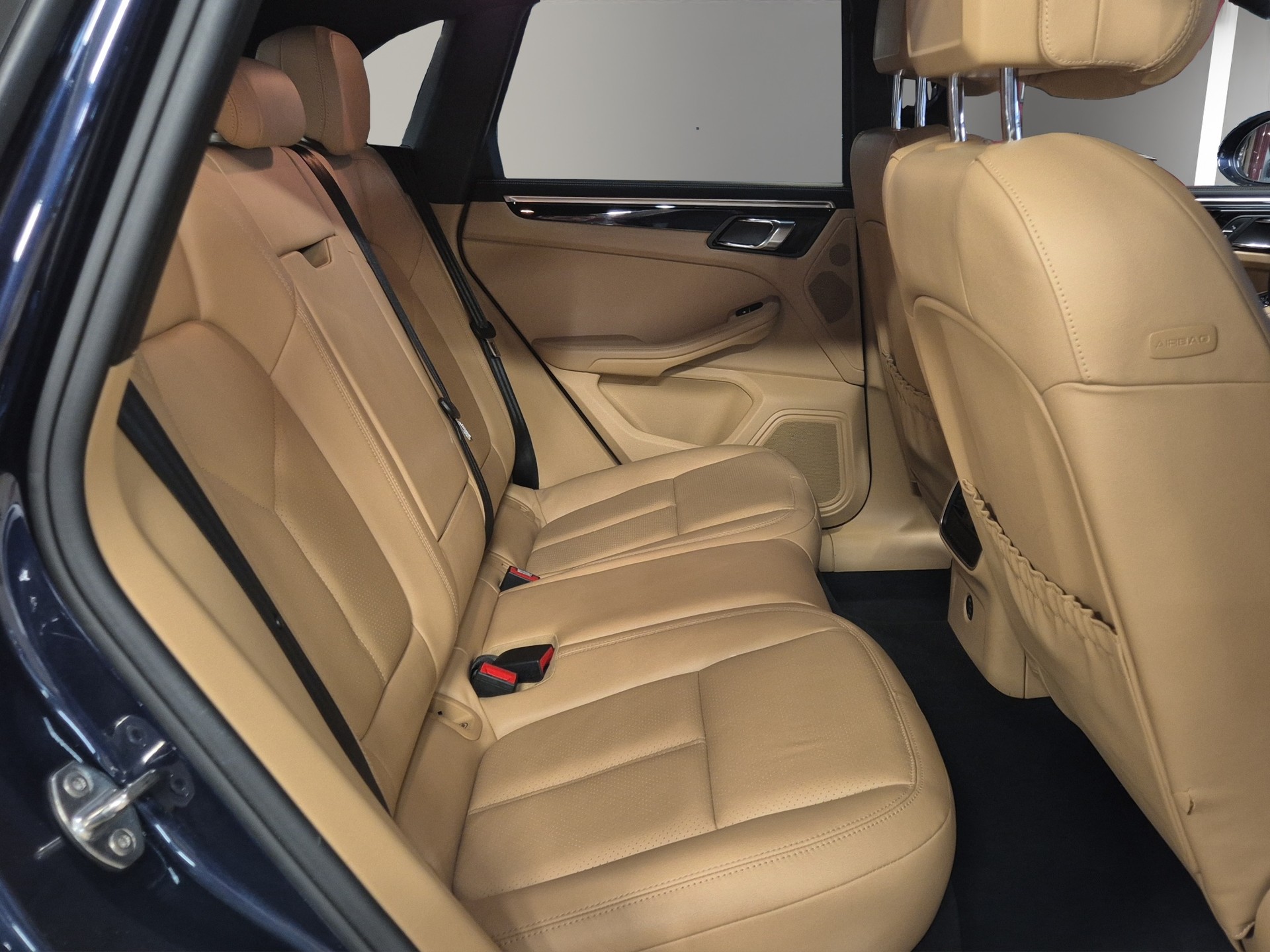 PORSCHE Macan S PDK - FULL SUIVI PORSCHE - 1ER MAIN - LEASING à partir de CHF 375.-/mois-image-14