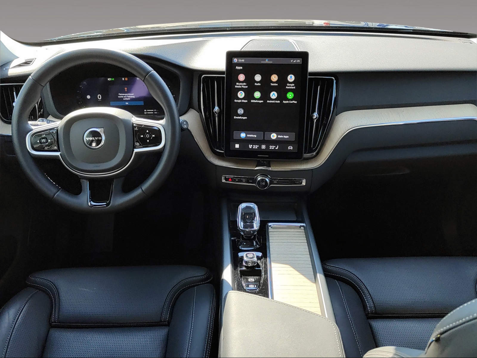 VOLVO XC60 2.0 T6 TE Plus Dark eAWD-image-9
