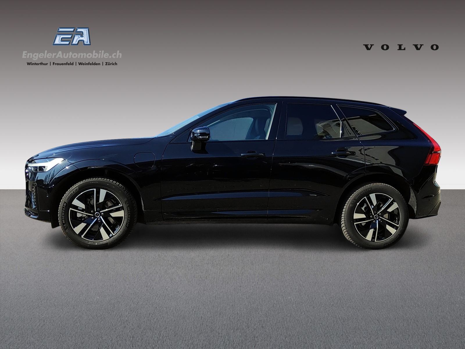 VOLVO XC60 2.0 T6 TE Plus Dark eAWD-showroom-element-2